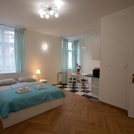 קרקוב Royal Castle Apartments מראה חיצוני תמונה